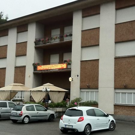Albergo Cristallo Cittiglio Exterior photo